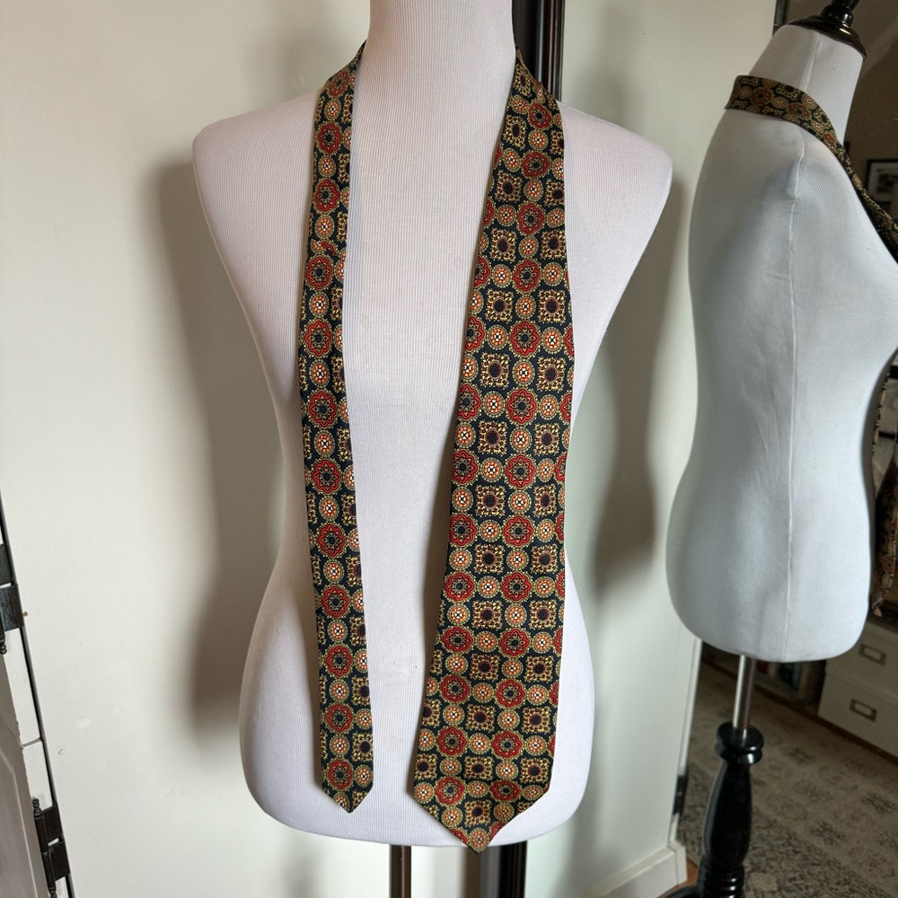🔴 Superba Patterned Tie